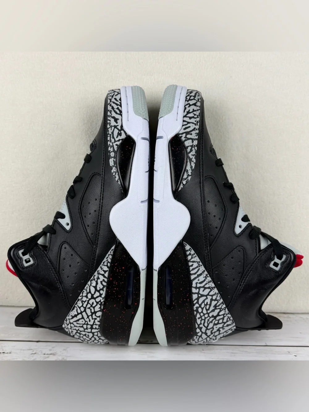Nike Air Jordan Son of Mars Low Black Cement Men’s 9 580603-002 New -Damaged Box